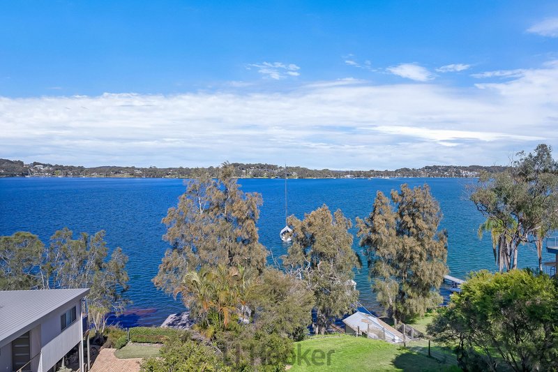 Photo - 4 Sealand Road, Fishing Point NSW 2283 - Image 2