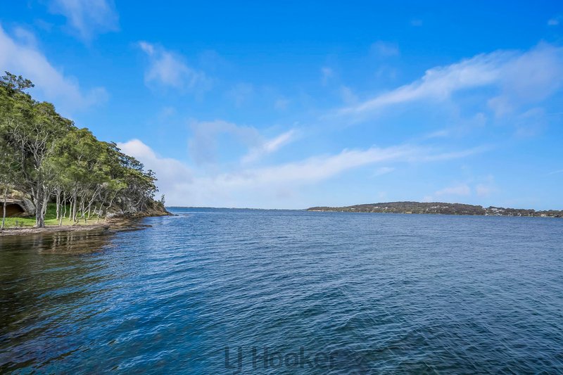 Photo - 4 Sealand Road, Fishing Point NSW 2283 - Image 5