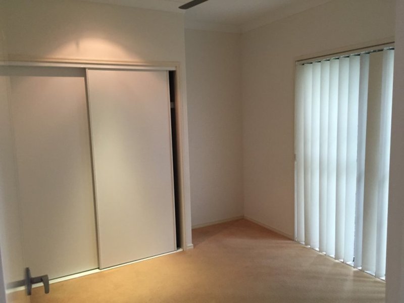 Photo - 4 Seaside Circuit, Toogoom QLD 4655 - Image 11