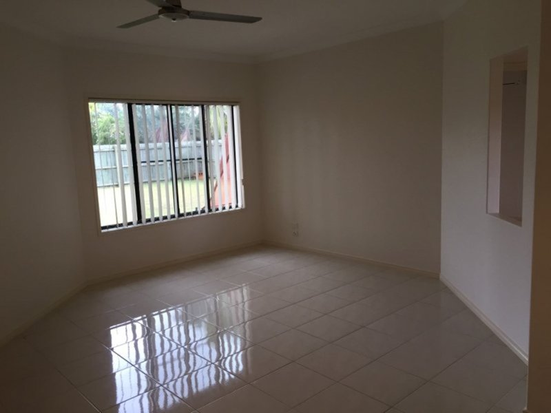 Photo - 4 Seaside Circuit, Toogoom QLD 4655 - Image 14