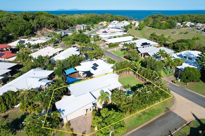 4 Seaspray Close, Shoal Point QLD 4750