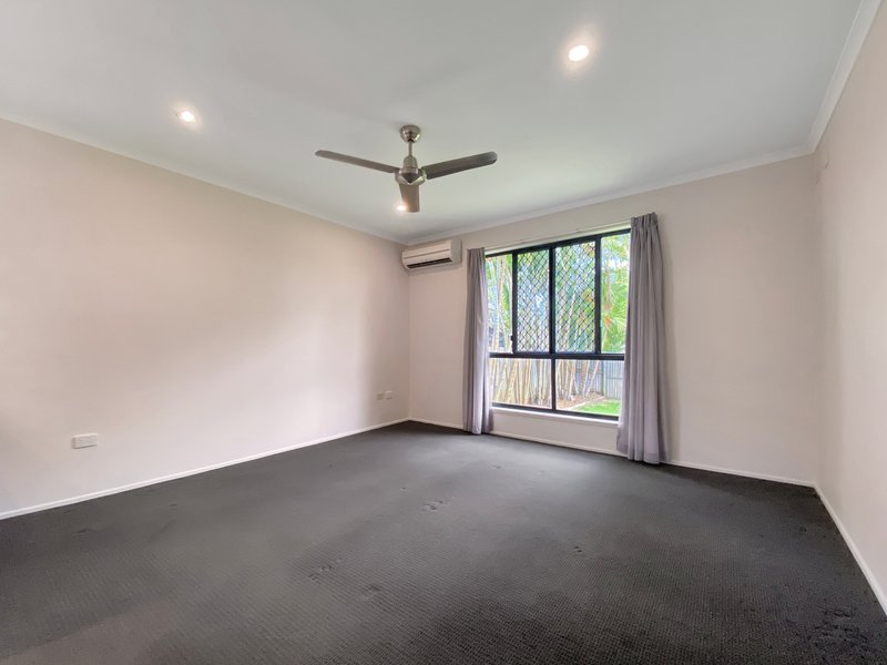 Photo - 4 Seaspray Close, Shoal Point QLD 4750 - Image 15