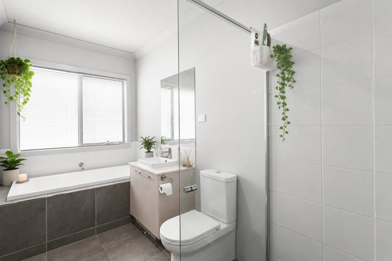 Photo - 4 Seaspray Court, Deception Bay QLD 4508 - Image 7