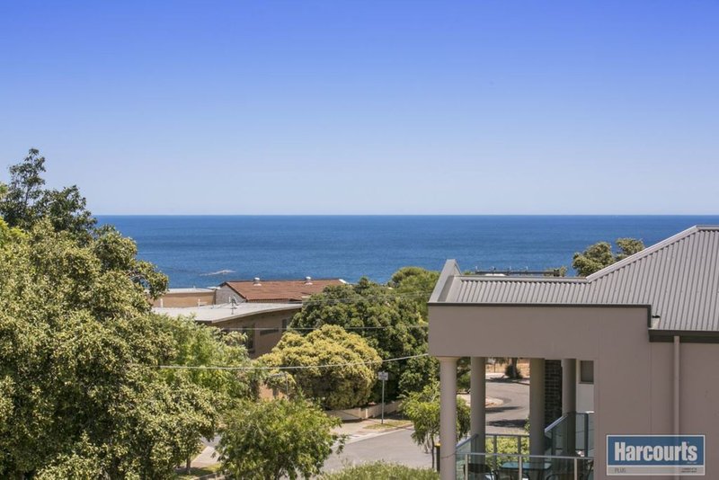 Photo - 4 Seaview Avenue, Kingston Park SA 5049 - Image 3