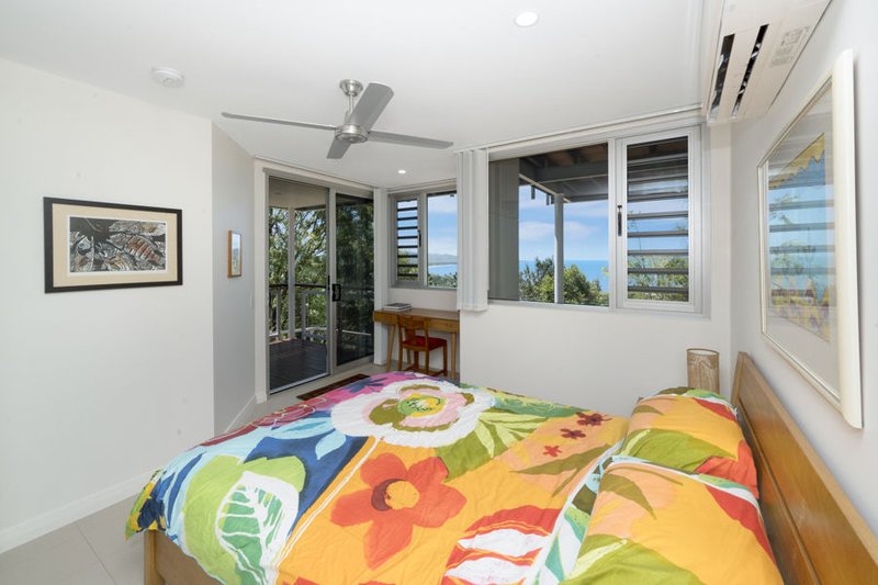 Photo - 4 Seaview Court, Castle Hill QLD 4810 - Image 10