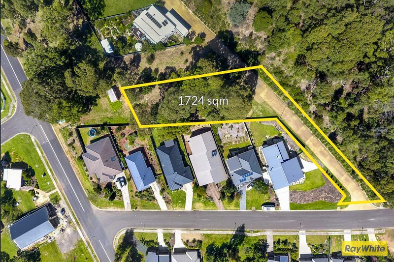 4 Seaview Way, Long Beach NSW 2536