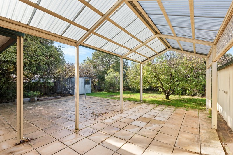 Photo - 4 Secomb Avenue, Parafield Gardens SA 5107 - Image 6