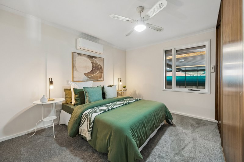 Photo - 4 Seeger Drive, Morphett Vale SA 5162 - Image 10