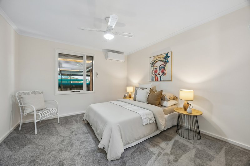 Photo - 4 Seeger Drive, Morphett Vale SA 5162 - Image 11