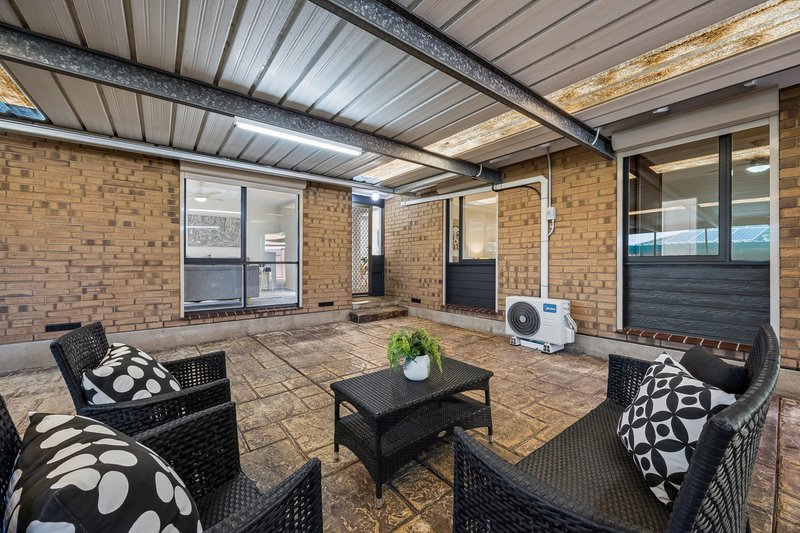 Photo - 4 Seeger Drive, Morphett Vale SA 5162 - Image 17