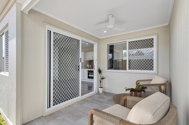 Photo - 4 Seidler Street, Logan Reserve QLD 4133 - Image 9