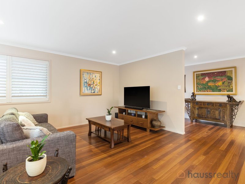 Photo - 4 Seng Street, Graceville QLD 4075 - Image 10