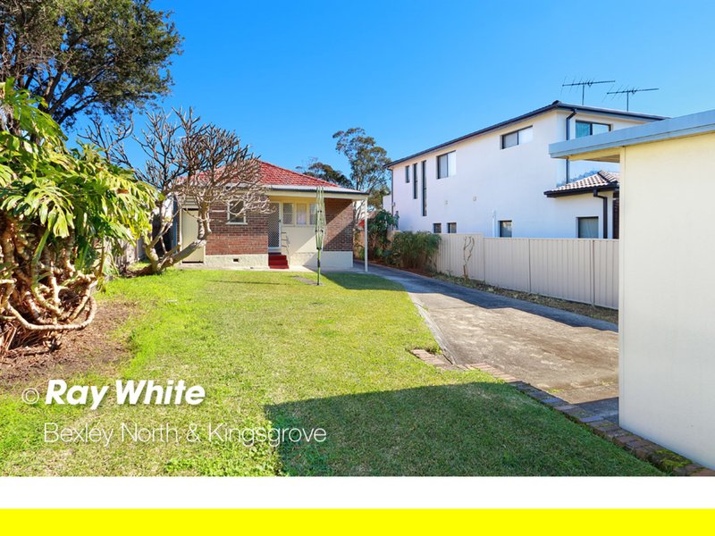 Photo - 4 Shackel Avenue, Kingsgrove NSW 2208 - Image 6