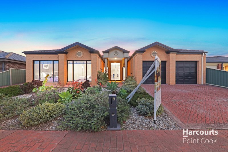 4 Shaftsbury Boulevard, Point Cook VIC 3030