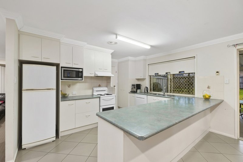 Photo - 4 Shalom Court, Deception Bay QLD 4508 - Image 2