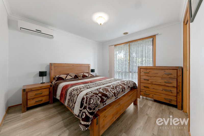 Photo - 4 Shannon Close, Werribee VIC 3030 - Image 7