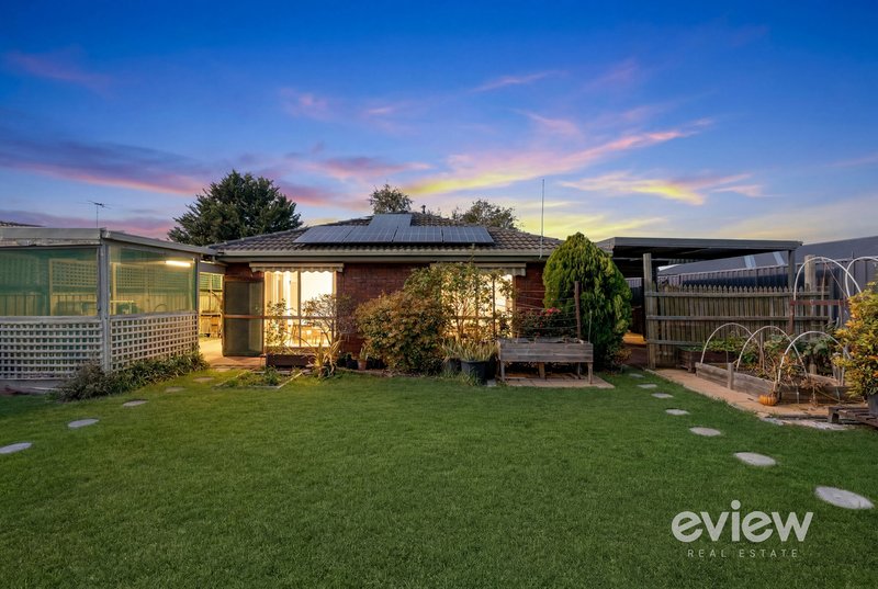 Photo - 4 Shannon Close, Werribee VIC 3030 - Image 13