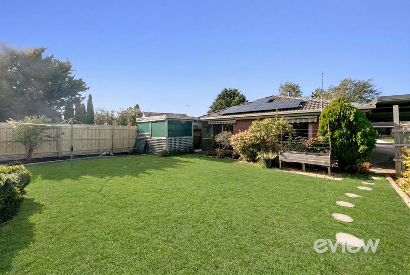 Photo - 4 Shannon Close, Werribee VIC 3030 - Image 14