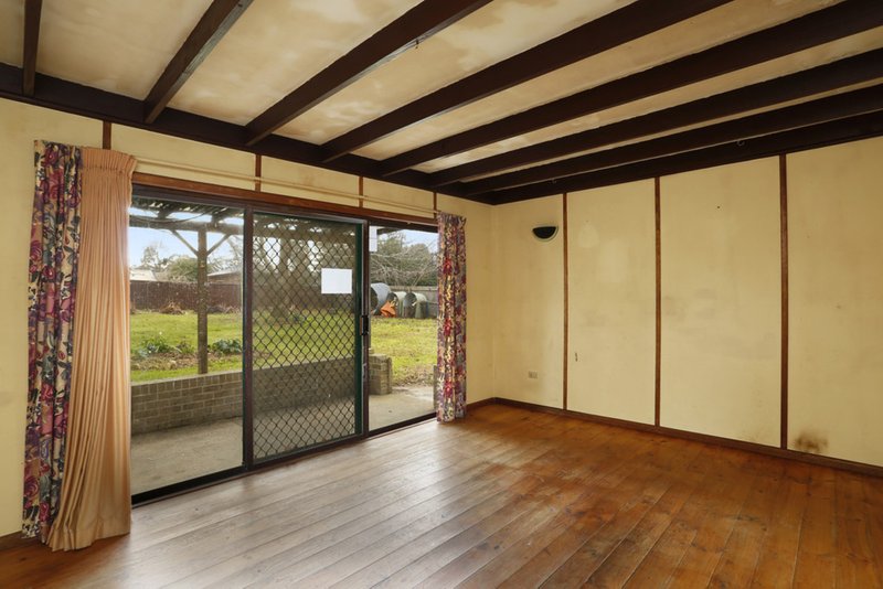 Photo - 4 Sheaffe Street, Bowral NSW 2576 - Image 2