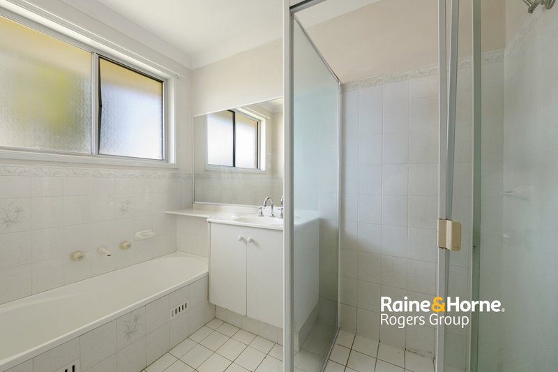 Photo - 4 Shearer Crescent, Blue Haven NSW 2262 - Image 4