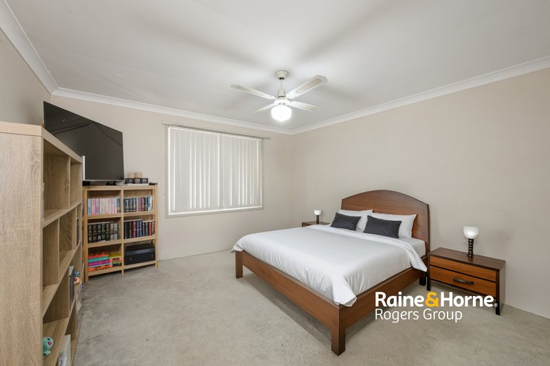 Photo - 4 Shearer Crescent, Blue Haven NSW 2262 - Image 5
