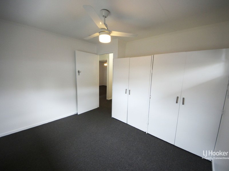 Photo - 4 Sheehan Street, Kallangur QLD 4503 - Image 7