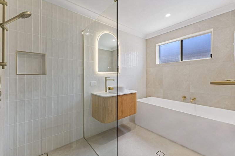Photo - 4 Silkwood Road, Morayfield QLD 4506 - Image 5