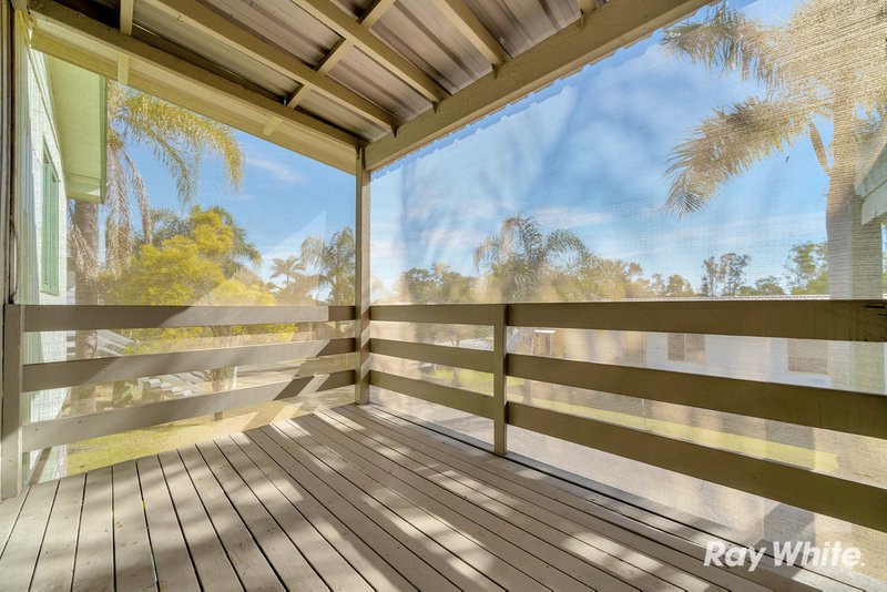 Photo - 4 Silky Oak Crescent, Stapylton QLD 4207 - Image 7