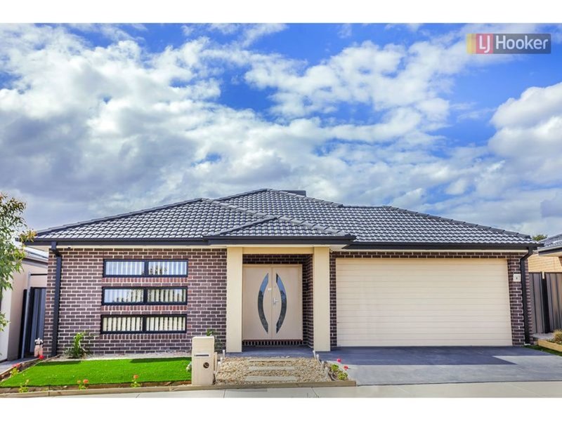 Photo - 4 Silvergum Way, Craigieburn VIC 3064 - Image