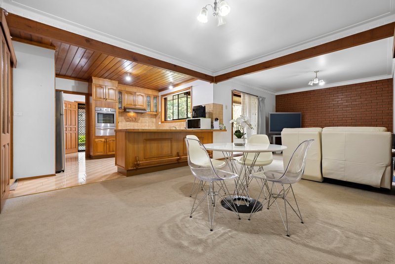 Photo - 4 Silverton Drive, Ferntree Gully VIC 3156 - Image 3