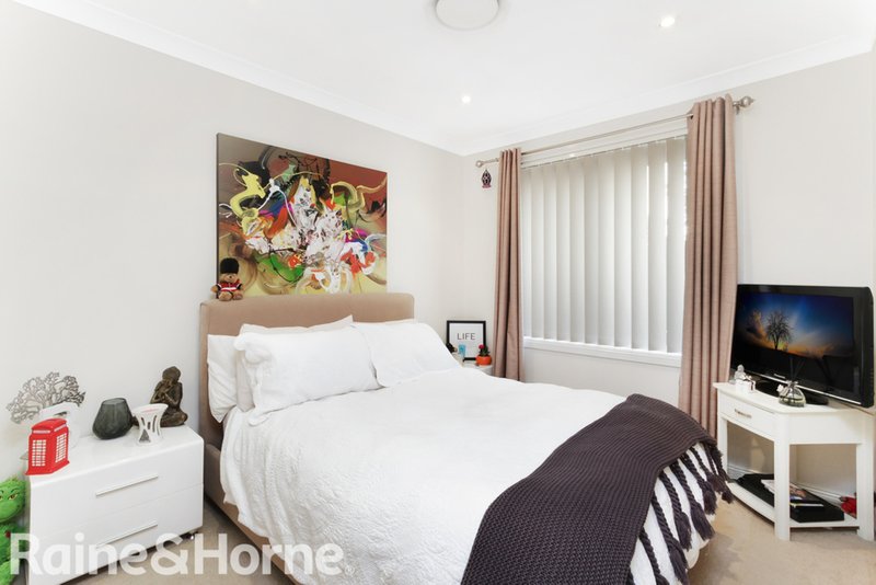 Photo - 4 Silverton Street, Glenwood NSW 2768 - Image 7