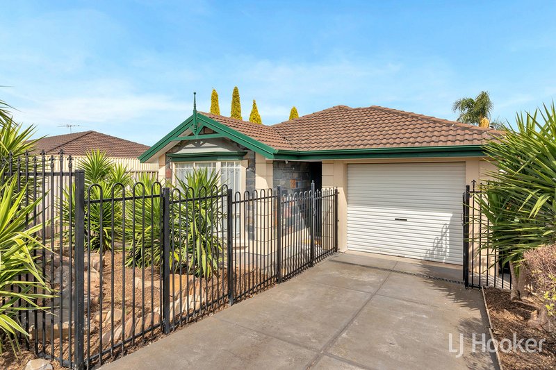 4 Silvertop Court, Craigmore SA 5114