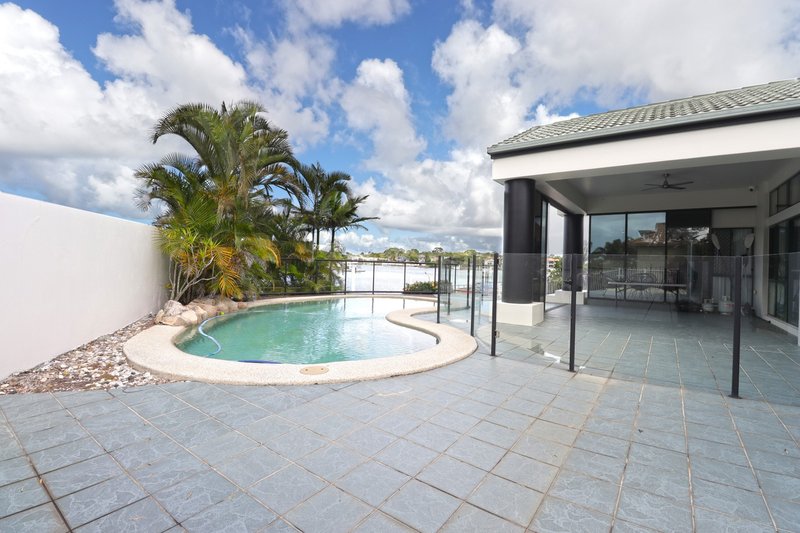 Photo - 4 Sir Joseph Banks Drive, Pelican Waters QLD 4551 - Image 4