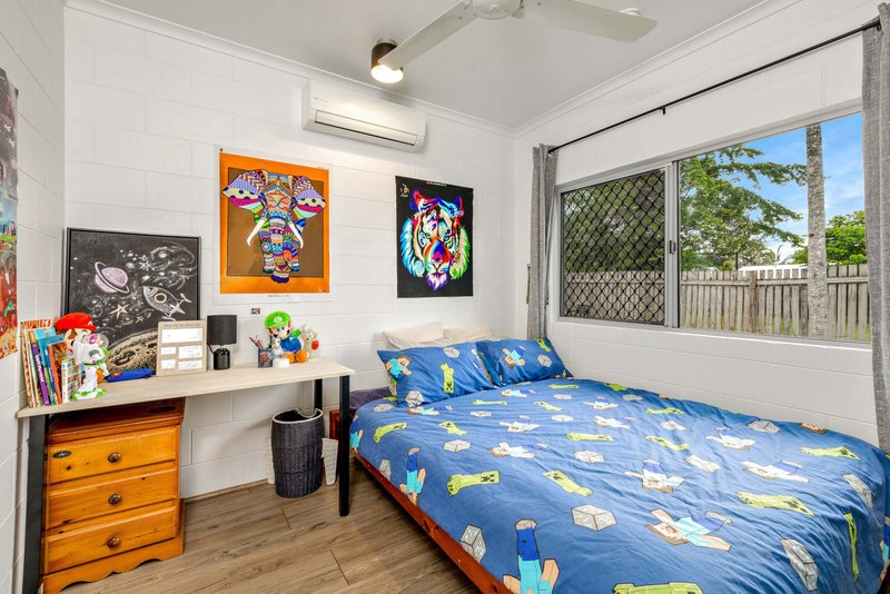 Photo - 4 Sirens Court, White Rock QLD 4868 - Image 9