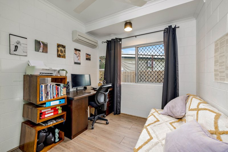 Photo - 4 Sirens Court, White Rock QLD 4868 - Image 10