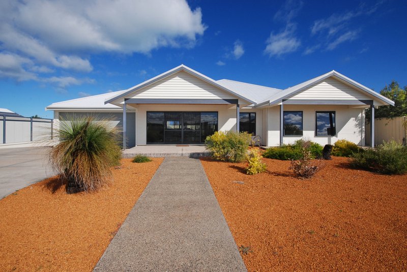 4 Skua Way, Jurien Bay WA 6516