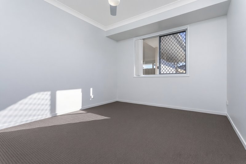 Photo - 4 Skylark Court, Kallangur QLD 4503 - Image 9