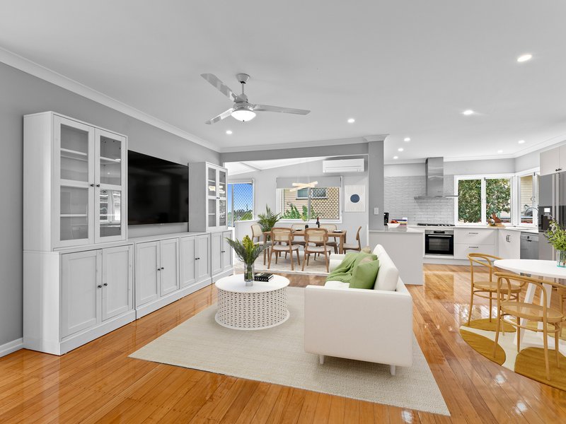 Photo - 4 Slone Street, Riverview QLD 4303 - Image 3