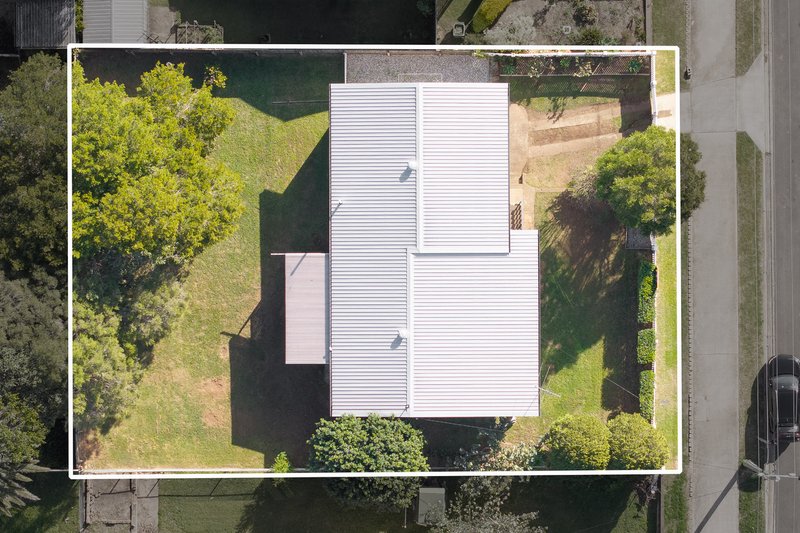 Photo - 4 Slone Street, Riverview QLD 4303 - Image 14