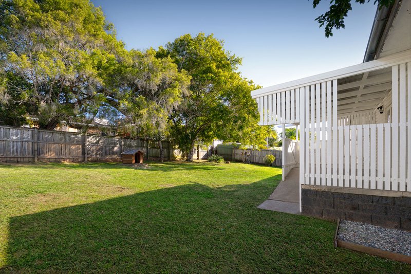 Photo - 4 Slone Street, Riverview QLD 4303 - Image 16