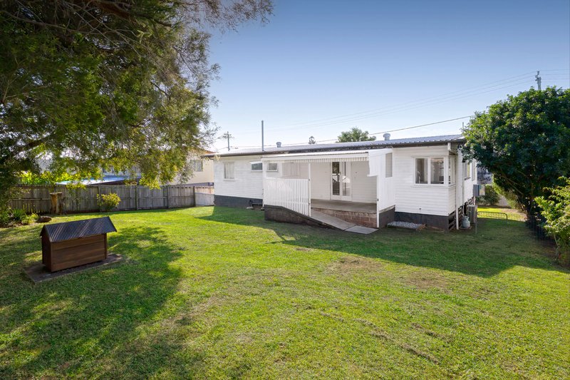 Photo - 4 Slone Street, Riverview QLD 4303 - Image 17
