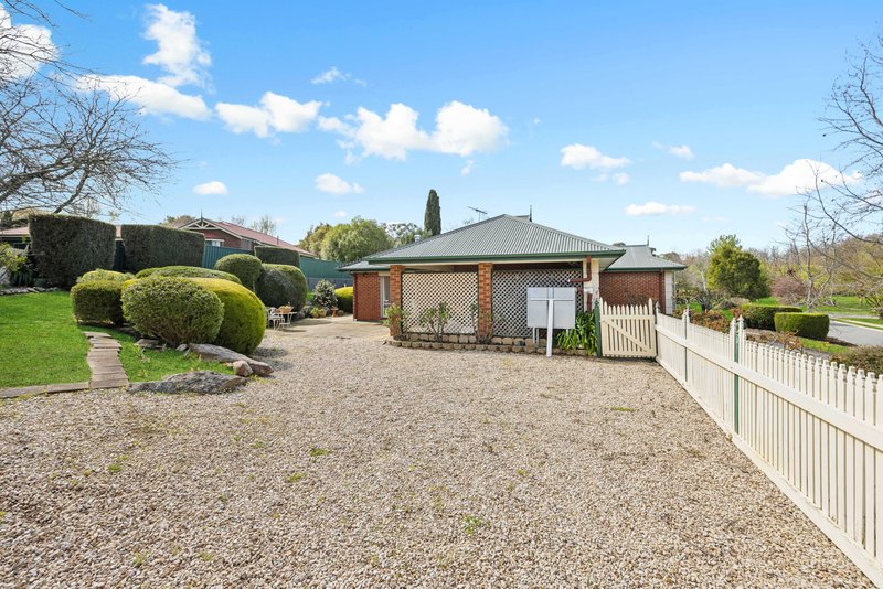 Photo - 4 Smeaton Crescent, Littlehampton SA 5250 - Image 19