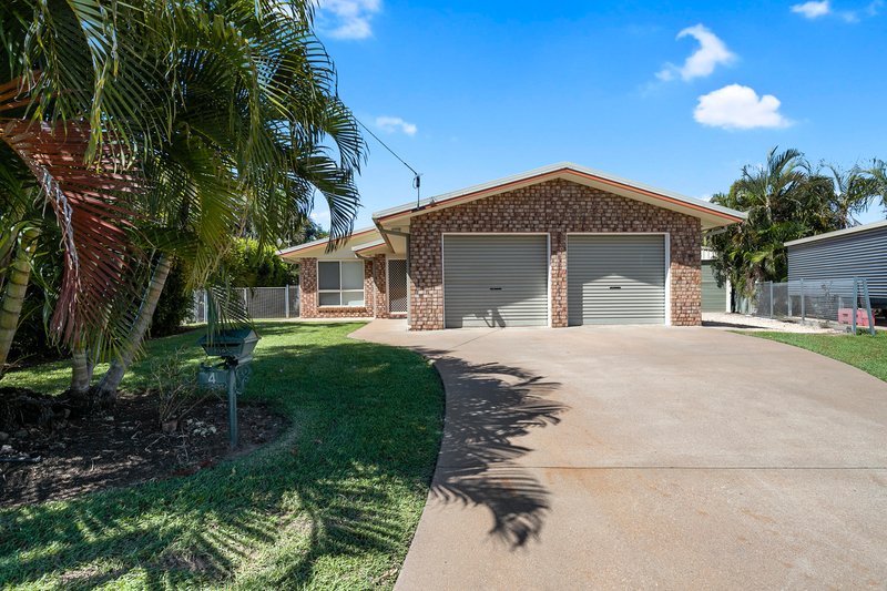 4 Smith Place, Emerald QLD 4720