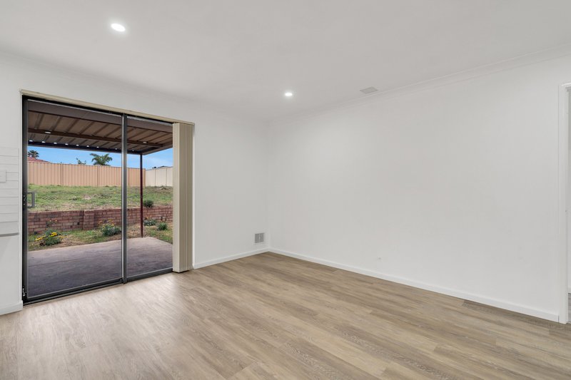 Photo - 4 Snowdrop Retreat, Mirrabooka WA 6061 - Image 6