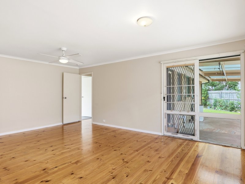 Photo - 4 Snowy Court, Werribee VIC 3030 - Image 9