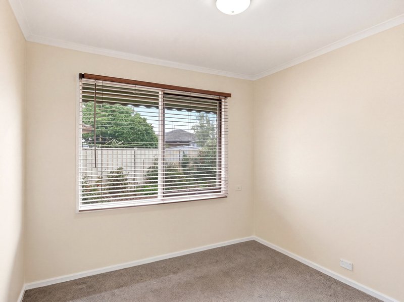 Photo - 4 Snowy Court, Werribee VIC 3030 - Image 10