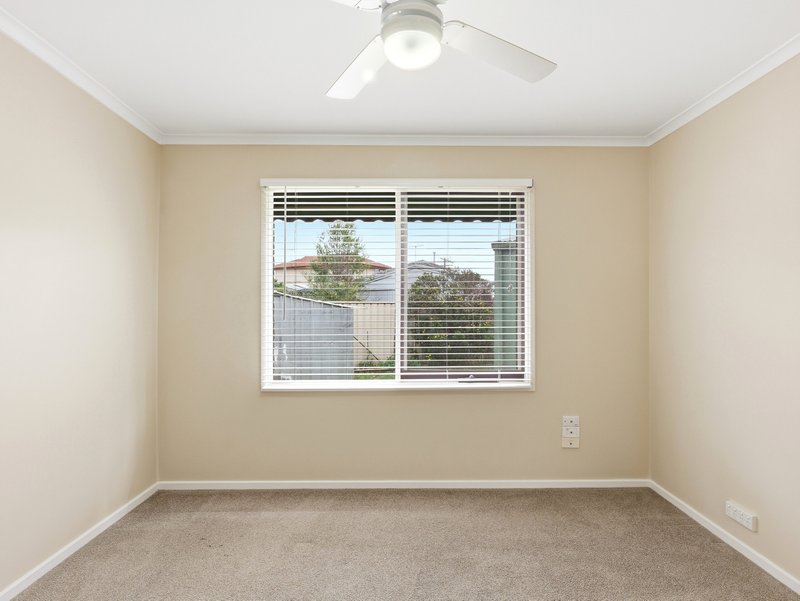 Photo - 4 Snowy Court, Werribee VIC 3030 - Image 14