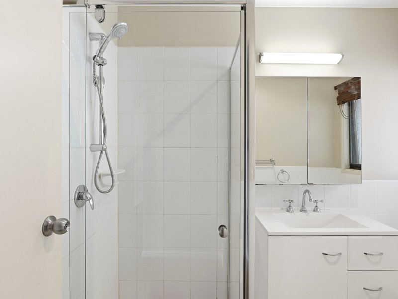 Photo - 4 Snowy Court, Werribee VIC 3030 - Image 16