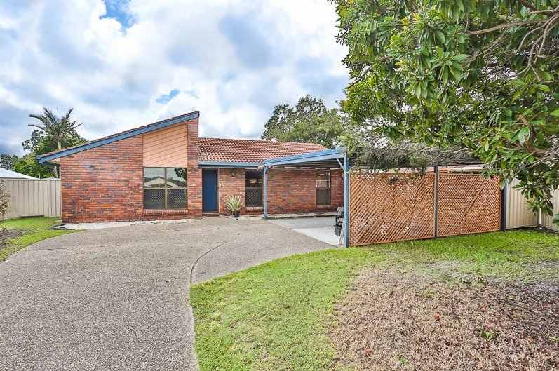 4 Solo Place, Jamboree Heights QLD 4074