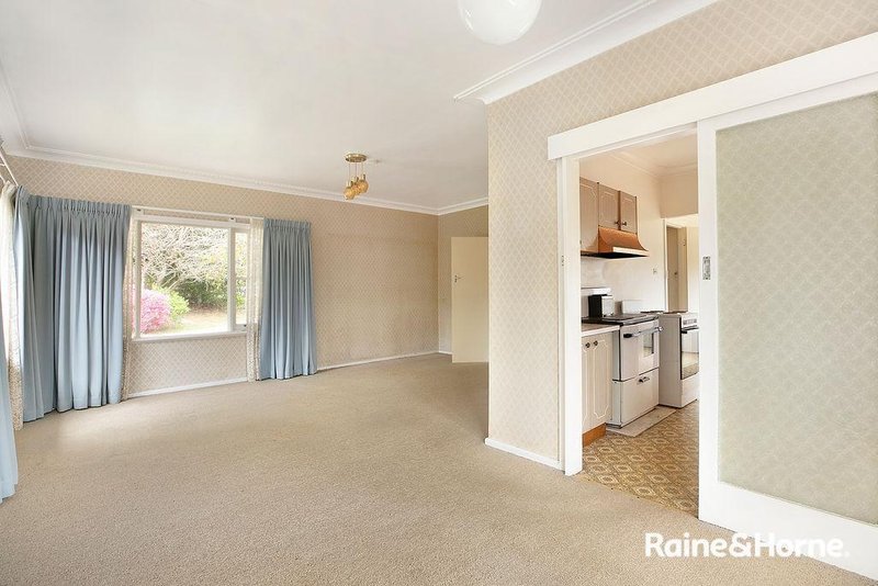 Photo - 4 Soma Avenue, Bowral NSW 2576 - Image 6